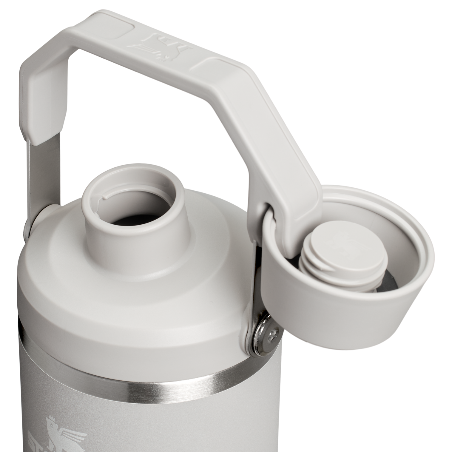 The IceFlow™ Tumbler with Fast Flow Lid